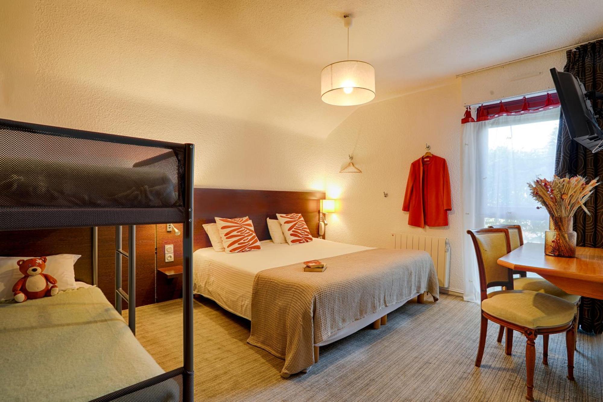 Hotel Le Branhoc - Brit Hotel Auray Esterno foto