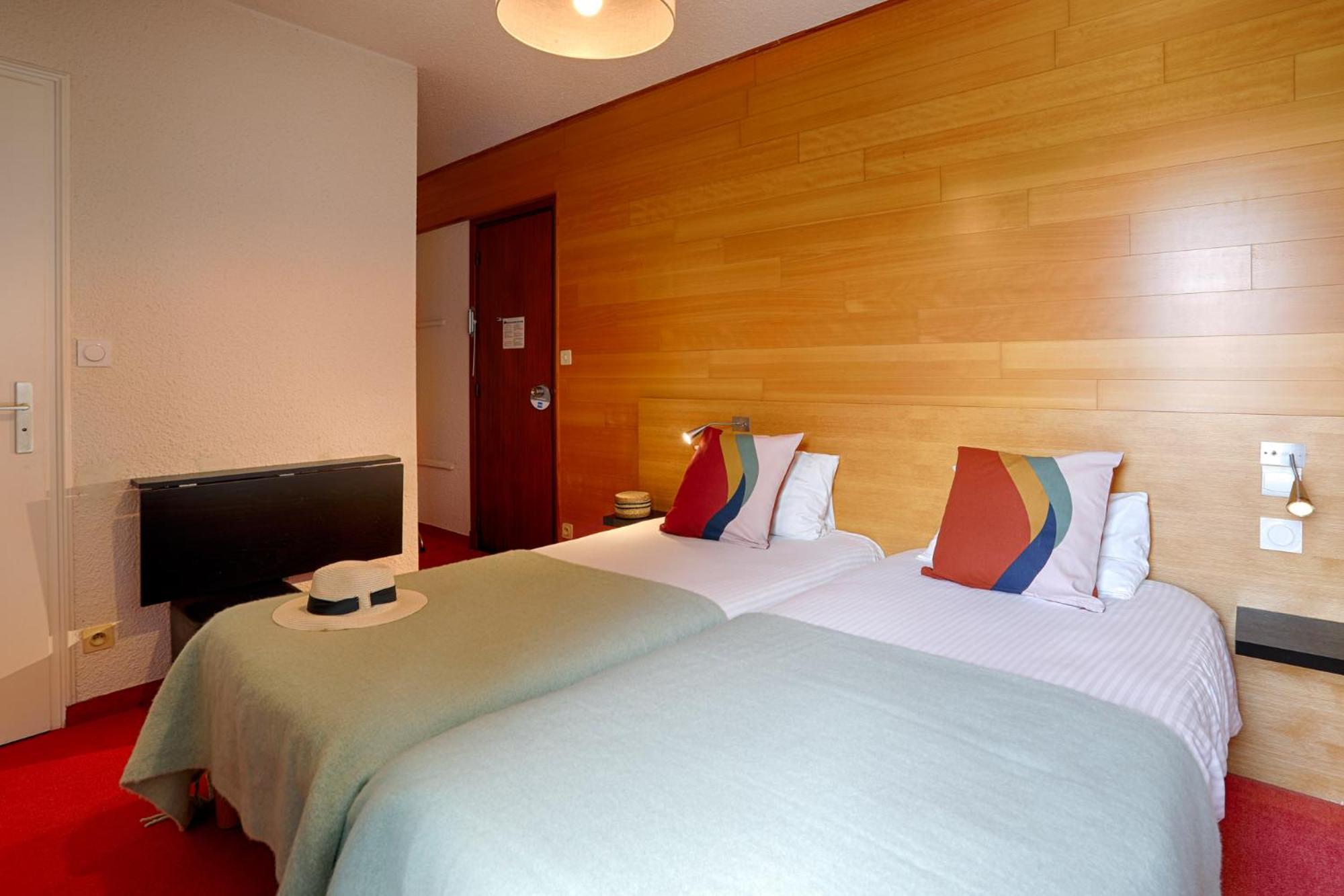 Hotel Le Branhoc - Brit Hotel Auray Esterno foto