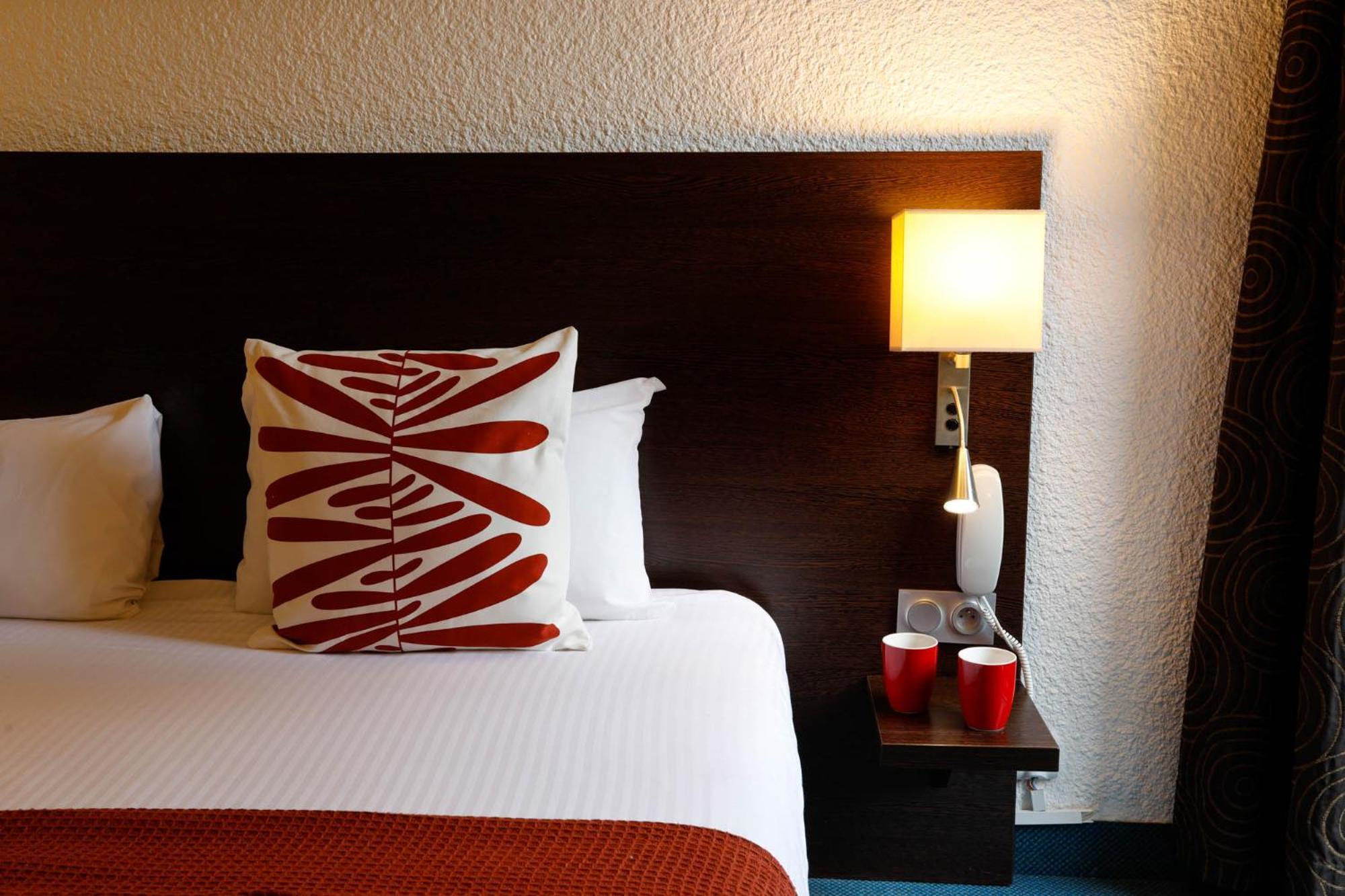 Hotel Le Branhoc - Brit Hotel Auray Esterno foto