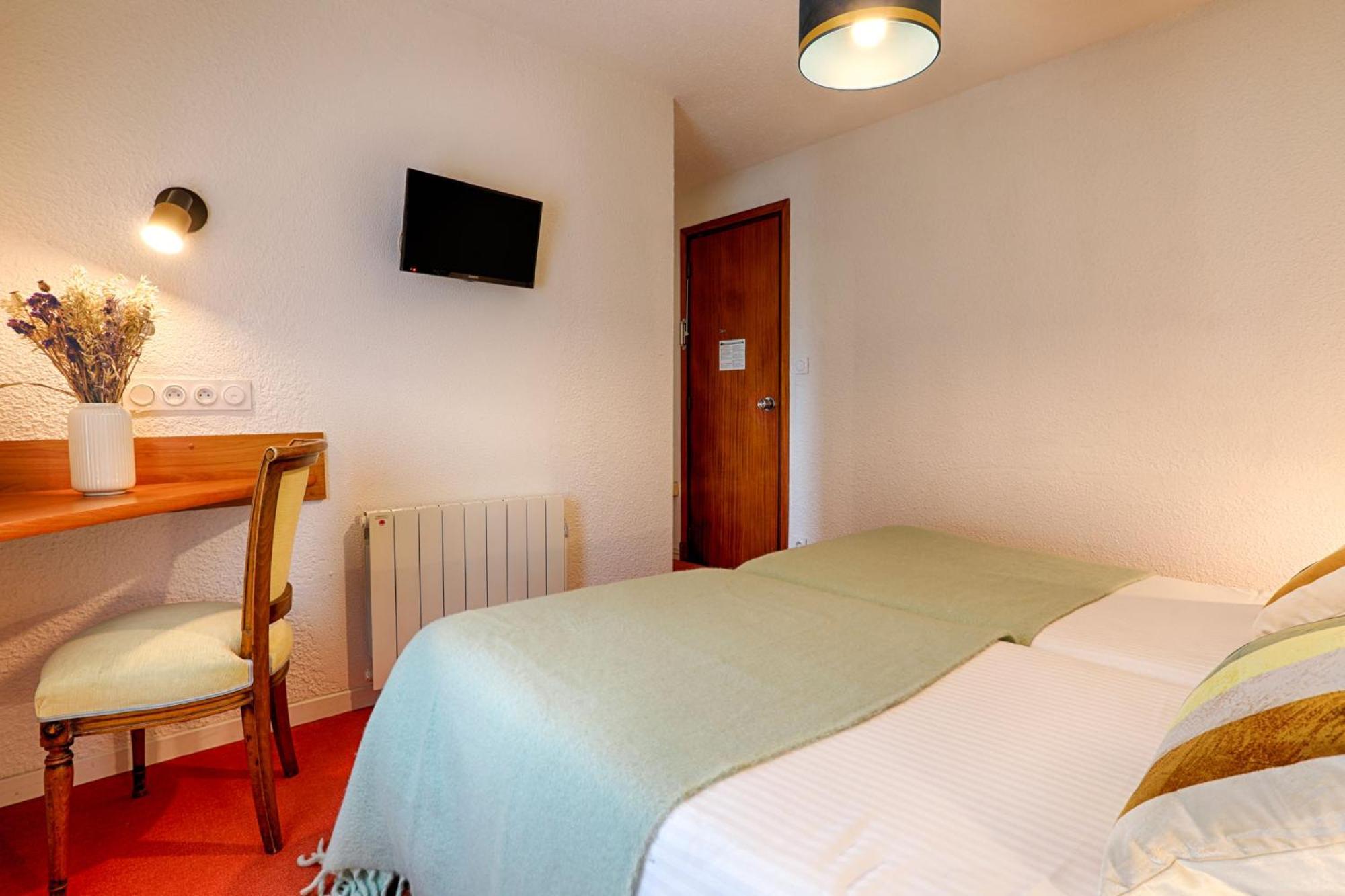Hotel Le Branhoc - Brit Hotel Auray Esterno foto